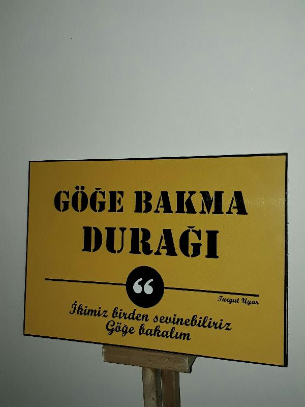 Göğe Bakma Durağı-Tabela